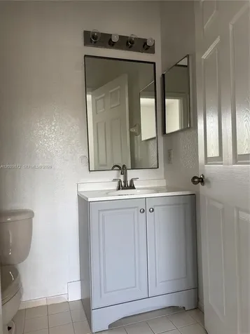8835 S Isles Circle Tamarac FL 33321