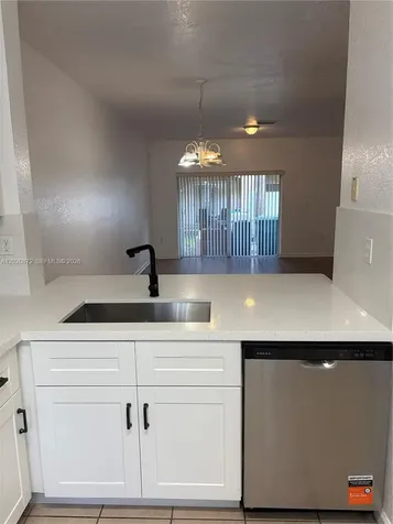 8835 S Isles Circle Tamarac FL 33321