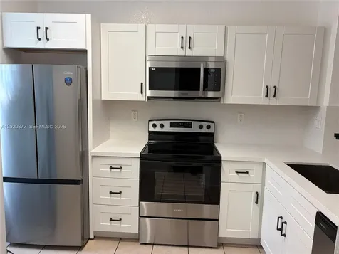 8835 S Isles Circle Tamarac FL 33321