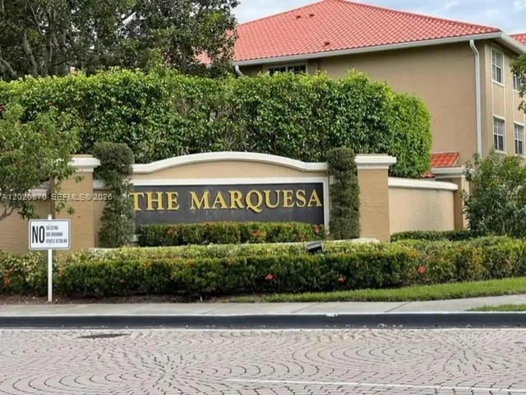 131 SW 117th Avenue Pembroke Pines FL 33025