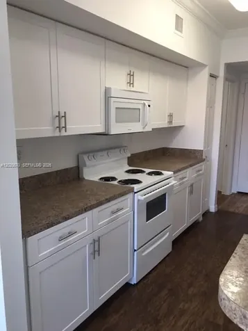 131 SW 117th Avenue Pembroke Pines FL 33025