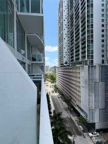 41 SE 5th Street Miami FL 33131