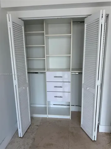 41 SE 5th Street Miami FL 33131