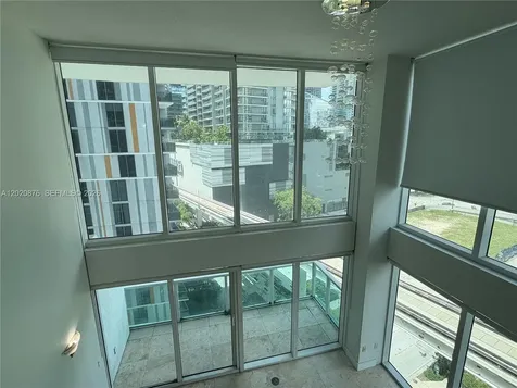 41 SE 5th Street Miami FL 33131