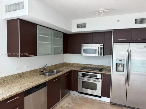 41 SE 5th Street Miami FL 33131