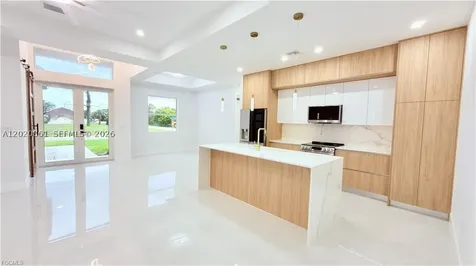 3114 6th Street W Other City - In The State Of Florida FL 33971