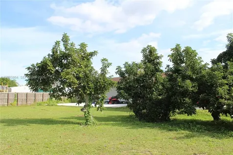 496 SW 9th Avenue Florida City FL 33034