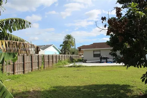 496 SW 9th Avenue Florida City FL 33034