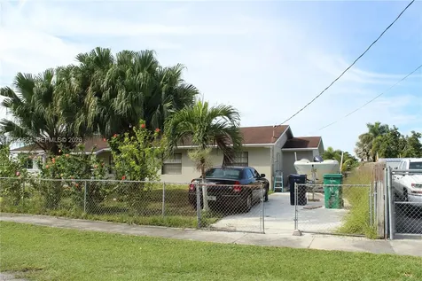 496 SW 9th Avenue Florida City FL 33034