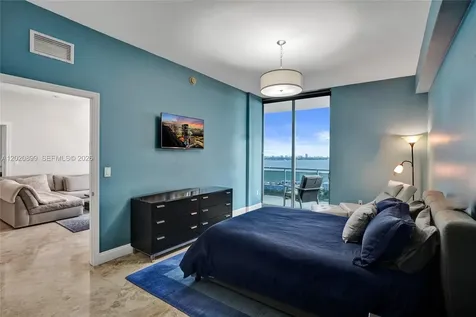 7901 Hispanola Avenue North Bay Village FL 33141