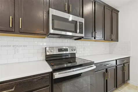 652 Samuel Davenport FL 33837