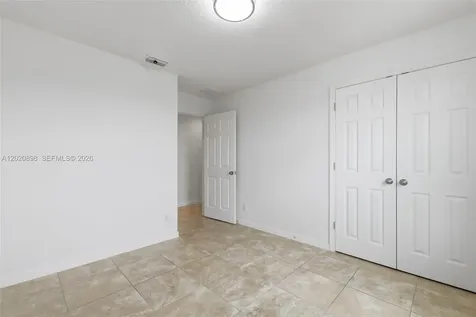 652 Samuel Davenport FL 33837