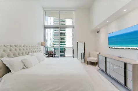 488 NE 18th Street Miami FL 33132