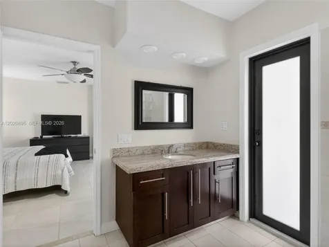 10407 NW 5th Street Plantation FL 33324