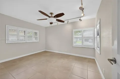10407 NW 5th Street Plantation FL 33324