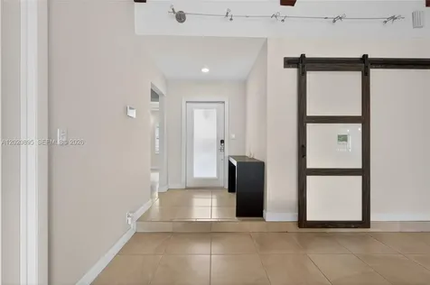 10407 NW 5th Street Plantation FL 33324