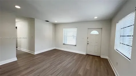 1809 NW 33rd Street Miami FL 33142