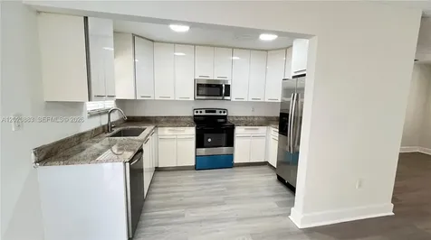 1809 NW 33rd Street Miami FL 33142