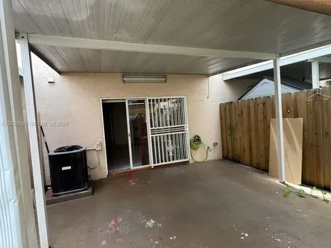 8059 NW 8th Street Miami FL 33126