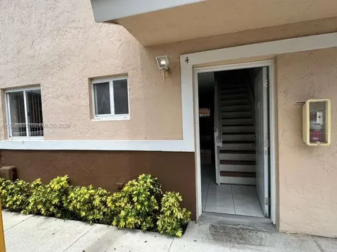 8059 NW 8th Street Miami FL 33126