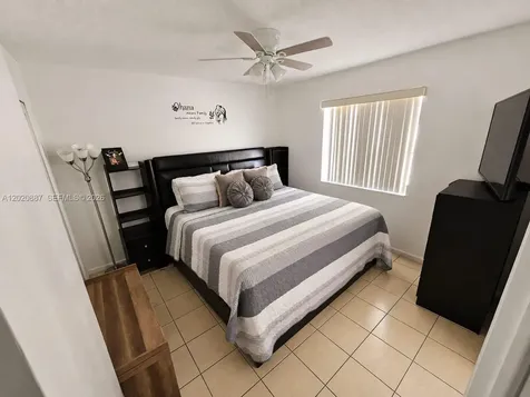 8059 NW 8th Street Miami FL 33126
