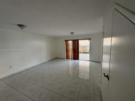 8059 NW 8th Street Miami FL 33126