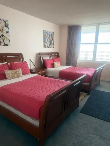 5601 Collins Avenue Miami Beach FL 33140