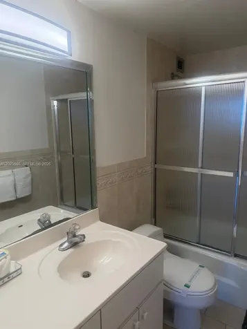 5601 Collins Avenue Miami Beach FL 33140