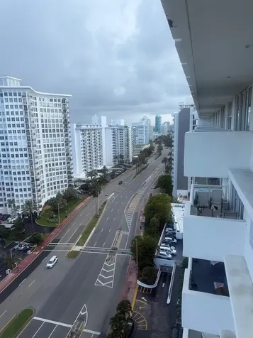 5601 Collins Avenue Miami Beach FL 33140