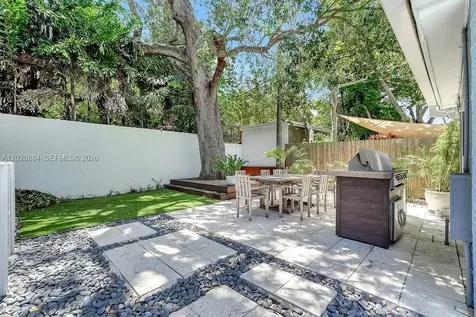 150 NE 50th Terrace Miami FL 33137