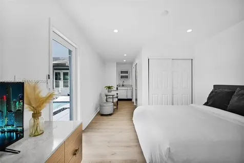 150 NE 50th Terrace Miami FL 33137