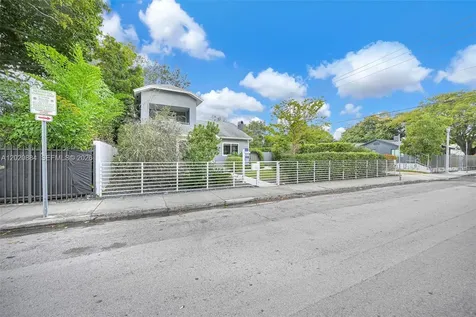 150 NE 50th Terrace Miami FL 33137