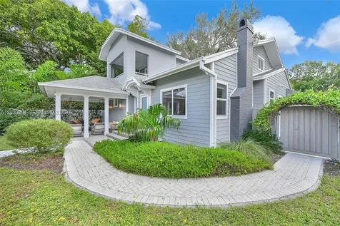 150 NE 50th Terrace Miami FL 33137