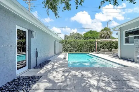 150 NE 50th Terrace Miami FL 33137