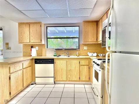 11541 SW 97th Street Miami FL 33176