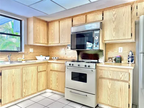 11541 SW 97th Street Miami FL 33176