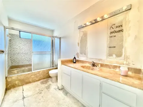 11541 SW 97th Street Miami FL 33176