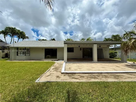 11541 SW 97th Street Miami FL 33176