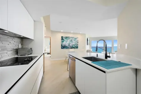 Miami Beach FL 33141