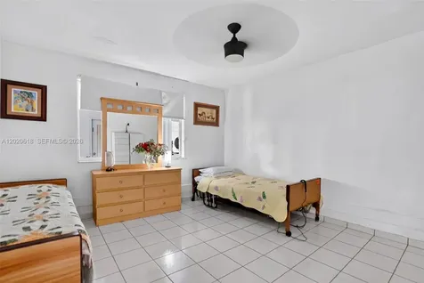 7100 NW 1st Terrace Miami FL 33126