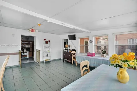 7100 NW 1st Terrace Miami FL 33126