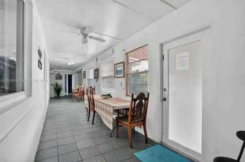7100 NW 1st Terrace Miami FL 33126
