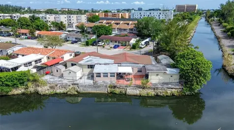 7100 NW 1st Terrace Miami FL 33126