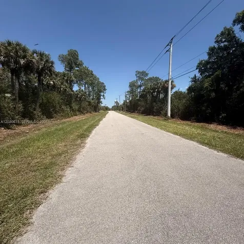 3811 SE 34 Avenue Naples FL 34117