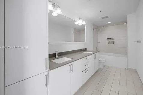 999 SW 1st Avenue Miami FL 33130