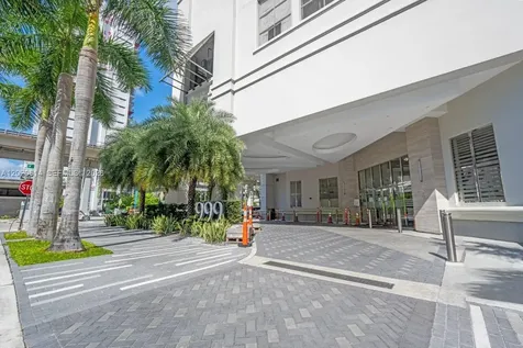 999 SW 1st Avenue Miami FL 33130