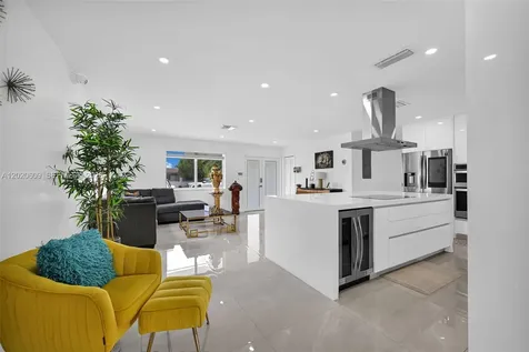 10202 SW 33rd Street Miami FL 33165