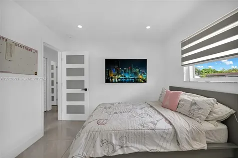 10202 SW 33rd Street Miami FL 33165