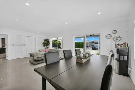 10202 SW 33rd Street Miami FL 33165