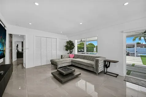 10202 SW 33rd Street Miami FL 33165